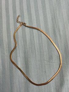 Elegant Gold Chain Necklace