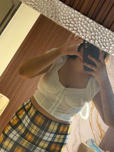 Chic White Puff Sleeve Crop Top