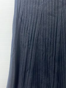 Ribbed Midi Skirt