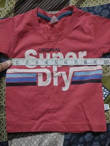 Superdry T-Shirt - Size M