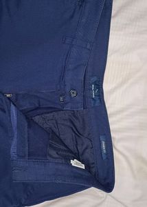 Mens' Blue Highlander slim fit trousers, jogger fit, Size 32, length 39.5 inch