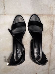 Chic Black Block Heel Sandals (wore only once)
