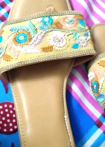 Embroidered Slide Slipper