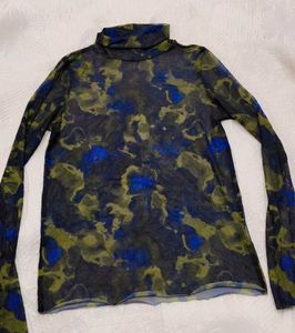 Mesh Print Mock Neck Top