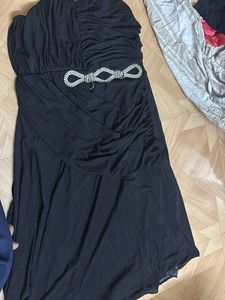 Elegant Black Ruched Dress with Embellished Waist