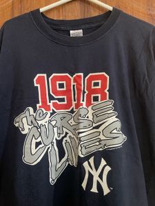 New York Yankees '1918 Curse' T-Shirt
