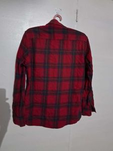 Men's Red Plaid Long Sleeve Shirt