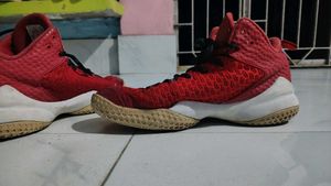 Red PEAK Basketball Shoes