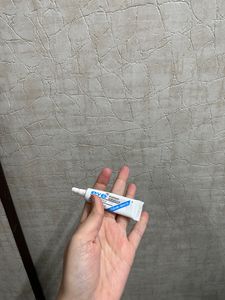 Brand New Eyelashes With Glue