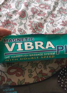 Magnetic Vibra-Pi Hairbrush