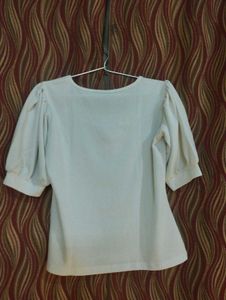 Chic White Puff Sleeve Top