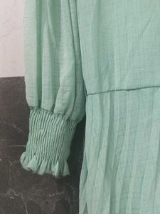 Elegant Mint Green Pleated Dress