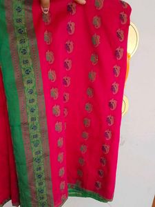💐Vibrant Pink Saree with Green Border💐