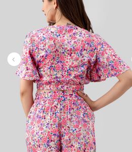 Like New Co Ord Set Floral Crop Top And Shorts