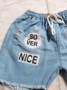 Beautiful Trendy Shorts Dameged Patten With Elastic Waistaband