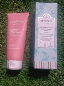 Dot & Key Watermelon Cooling Face Wash