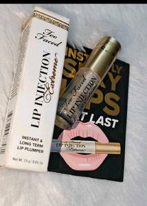 Too Faced Lip Injection Extreme.