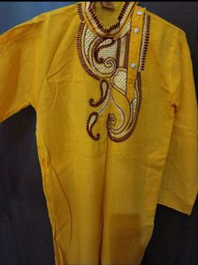 8/10 years Boys Yellow Embroidered Kurta Set❤