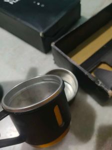 #used#Vacuum Flask Set with glasses