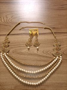 Beautiful Diamond And Perl Set With Box