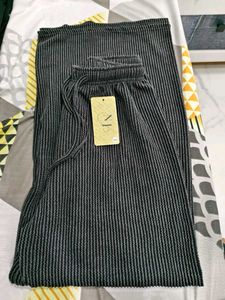 Pleated Wide Leg Pants