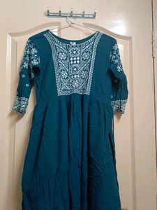 blue embroidery kurta