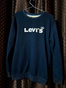 -Premium Levi’s Sweatshirt🔥