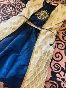 Royal Embroidered Lehenga Choli Set💙