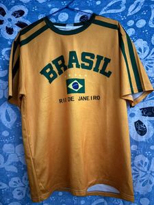 fitted Retro Brasil jersey