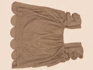 Chic dark Brown Scalloped Padded Crop Top