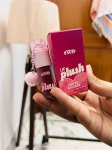 Nykaa Lip Plush Matte Lipstick