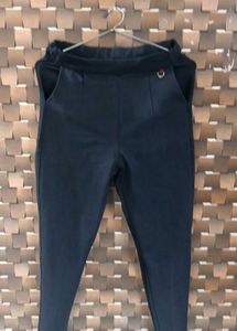 classic black tapered pants 🩶