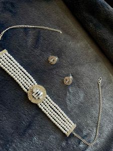 Pearl Diamond Necklace Set