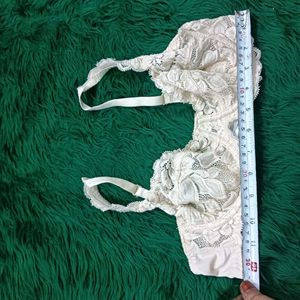 Lace Trim 🎁🫴🏻Balconette Bra