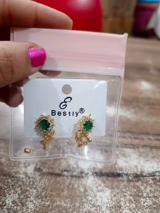 Sparkling Green Stone Earrings