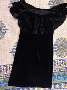 Black Velvet Off-Shoulder Dress