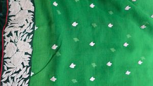 dual-tone green ombre chiffon saree, a gracefully