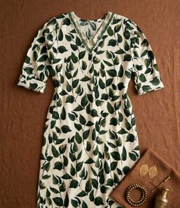 Elegant Leaf Print Kurta
