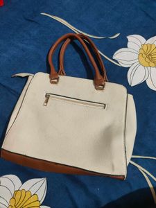 Stylish Lavie Handbag