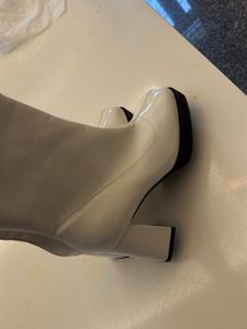 White Ankle Boots with Zipper