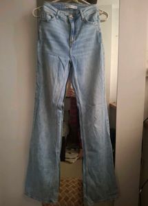 Zara Light Wash Flare Jeans