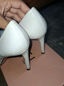 ZARA White Pointed Toe Heels