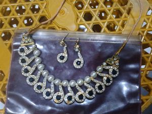 Elegant Necklace and Earring Set