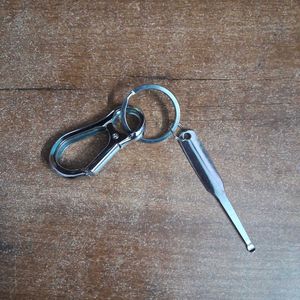 🔐 | Durable Keychain with Bottle Opener