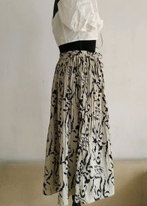 Price Drop Floral Print Skirt