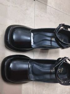 Black Patent Mary Jane Style Heels