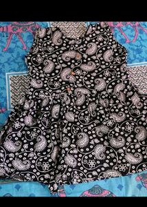 Cute Paisley Print Short Kurti ⚠️