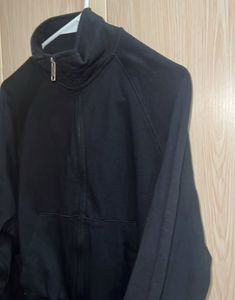 Zara Black Zip-Up Cropped Jacket