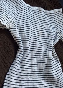 🚨🚨sale stripped off shoulder top