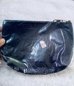 vegan leather pouch -Black